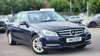 Mercedes C Class 1.6 C180 BlueEfficiency Executive SE Saloon 4dr Petrol G-Tronic+