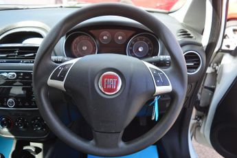 Fiat Punto 1.2 Pop + Hatchback 5dr Petrol Euro 6 (69 bhp)