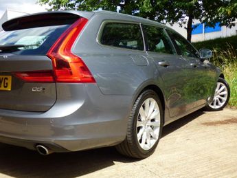 Volvo V90 2.0 D5 PowerPulse Momentum Auto AWD Euro 6 (s/s) 5dr