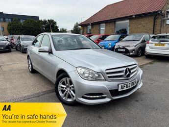Mercedes C Class 1.6 C180 Executive SE Saloon 4dr Petrol G-Tronic+ Euro 6 (s/s) (