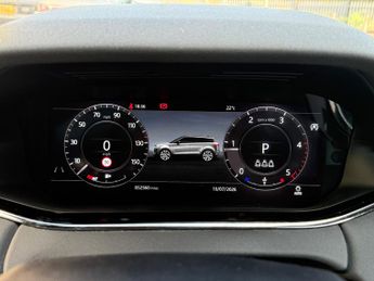 Land Rover Range Rover Evoque 2.0 D240 R-Dynamic SE SUV 5dr Diesel Auto 4WD Euro 6 (s/s) (240 