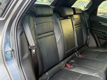 Land Rover Range Rover Evoque 2.0 D240 R-Dynamic SE SUV 5dr Diesel Auto 4WD Euro 6 (s/s) (240 