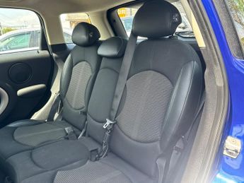 Mini Countryman 2.0 Cooper D Business Edition SUV 5dr Diesel Auto Euro 5 (112 ps