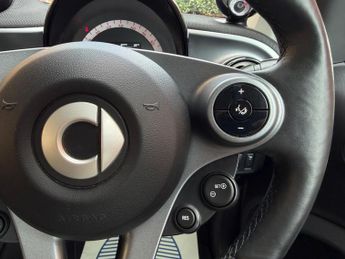 Smart ForTwo 17.6kWh Prime (Premium) Auto 2dr (22kW Charger)