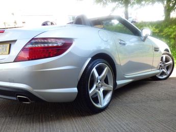 Mercedes-Benz SLK 1.8 SLK200 BlueEfficiency AMG Sport Edition 125 G-Tronic+ Euro 5