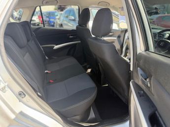 Suzuki SX4 1.6 SZ-T SUV 5dr Petrol CVT Euro 6 (120 ps)