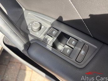 Volkswagen Tiguan 1.5 TSI EVO R-Line Tech SUV 5dr Petrol DSG Euro 6 (s/s) (150 ps)