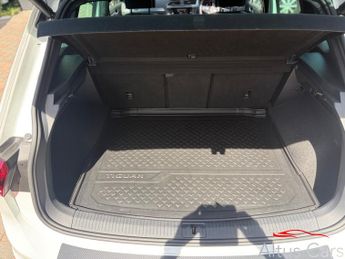 Volkswagen Tiguan 1.5 TSI EVO R-Line Tech SUV 5dr Petrol DSG Euro 6 (s/s) (150 ps)