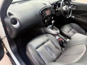 Nissan Juke 1.6 Tekna SUV 5dr Petrol CVT Euro 5 (117 ps)
