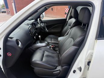 Nissan Juke 1.6 Tekna SUV 5dr Petrol CVT Euro 5 (117 ps)