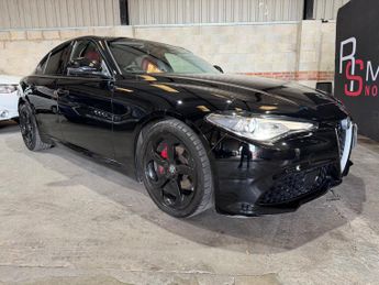 Alfa Romeo Giulia 2.2 TD Speciale Saloon 4dr Diesel Auto Euro 6 (s/s) (180 ps)