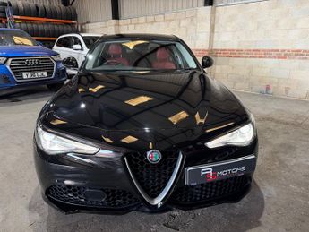 Alfa Romeo Giulia 2.2 TD Speciale Saloon 4dr Diesel Auto Euro 6 (s/s) (180 ps)