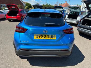 Nissan Juke N-Connecta 1.0 DIG-T 5 Dr Euro 6 (s/s) Auto (7) SUV Petrol DCT (