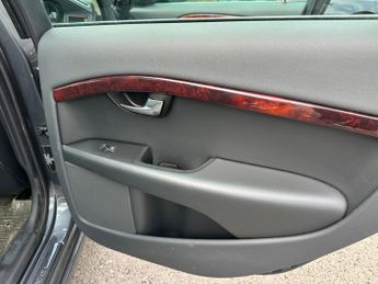 Volvo S80 3.2 SE Lux Saloon 4dr Petrol Geartronic (234 g/km, 241 bhp)