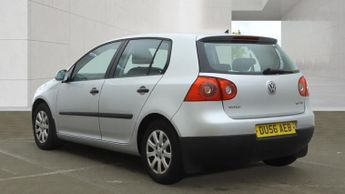 Volkswagen Golf 1.6 FSI SE Hatchback 5dr Petrol Automatic (185 g/km, 113 bhp)