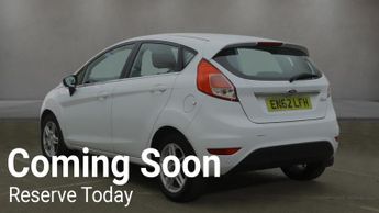Ford Fiesta 1.6 Zetec Hatchback 5dr Petrol Powershift Euro 5 (105 ps)