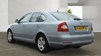 Skoda Octavia 1.4 TSI Elegance Hatchback 5dr Petrol DSG Euro 4 (122 ps)