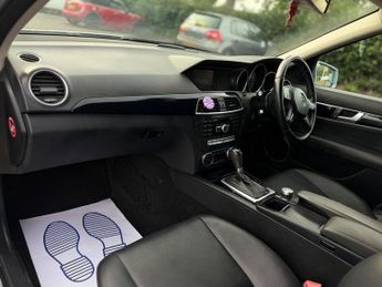 Mercedes-Benz C Class 1.6 C180 BlueEfficiency Executive SE Saloon 4dr Petrol G-Tronic+