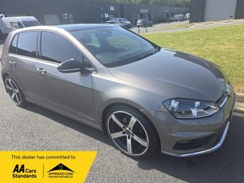 Volkswagen Golf TDi 2.0 TDI BlueMotion Tech R-Line Edition Hatchback 5dr Diesel DSG 