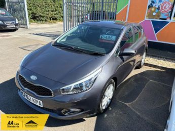 Kia Ceed 1.6 CRDi EcoDynamics 2 Hatchback 5dr Diesel Manual Euro 5 (s/s) 