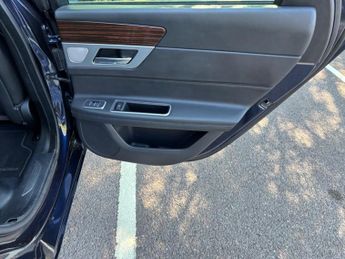 Jaguar XF 3.0d V6 Portfolio Auto Euro 6 (s/s) 4dr