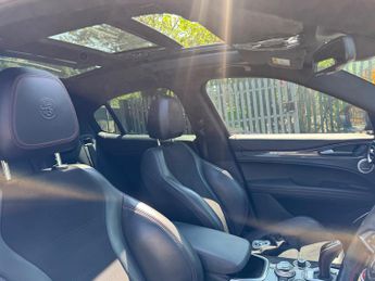 Alfa Romeo Stelvio 2.9 V6 Bi-Turbo Quadrifoglio SUV 5dr Petrol GPF Auto Q4 AWD Euro
