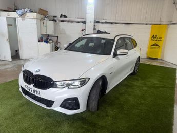 BMW 3 Series 2.0 330e 12kWh M Sport Touring 5dr Petrol Plug-in Hybrid Auto Eu