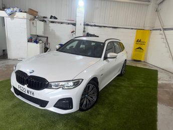 BMW 3 Series 2.0 330e 12kWh M Sport Touring 5dr Petrol Plug-in Hybrid Auto Eu