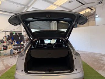 Audi Q3 2.0 TFSI S line SUV 5dr Petrol S Tronic quattro Euro 6 (s/s) (Na