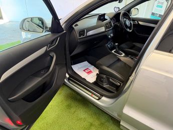 Audi Q3 2.0 TFSI S line SUV 5dr Petrol S Tronic quattro Euro 6 (s/s) (Na