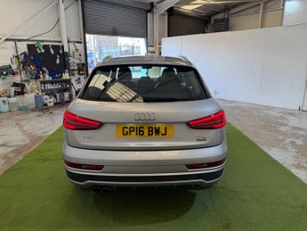 Audi Q3 2.0 TFSI S line SUV 5dr Petrol S Tronic quattro Euro 6 (s/s) (Na