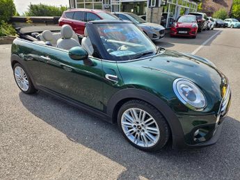 MINI Convertible 1.5 Cooper Convertible 2dr Petrol Auto Euro 6 (s/s) (136 ps)