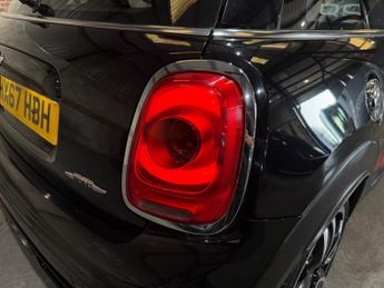 Mini Hatch 2.0 John Cooper Works Hatchback 3dr Petrol Auto Euro 6 (s/s) (23