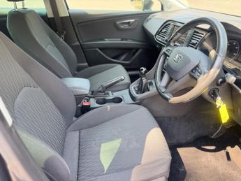 SEAT Leon 1.6 TDI SE Dynamic Technology ST Euro 6 (s/s) 5dr