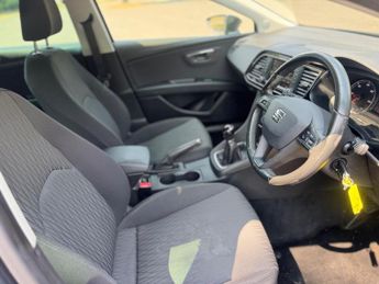 SEAT Leon 1.6 TDI SE Dynamic Technology ST Euro 6 (s/s) 5dr