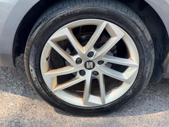 SEAT Leon 1.6 TDI SE Dynamic Technology ST Euro 6 (s/s) 5dr