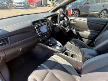 Nissan LEAF 62kWh e+ Tekna Hatchback 5dr Electric Auto (217 ps)