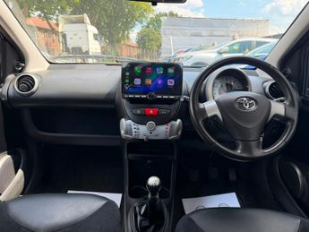 Toyota Aygo 1.0 VVT-i Ice Hatchback 5dr Petrol Manual Euro 5 (67 ps)