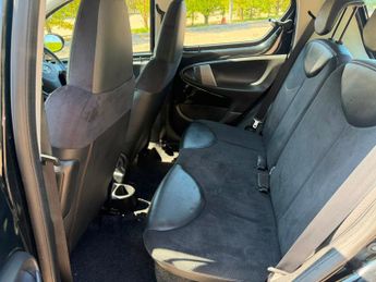 Toyota Aygo 1.0 VVT-i Ice Hatchback 5dr Petrol Manual Euro 5 (67 ps)