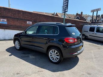 Volkswagen Tiguan 2.0 TDI Match SUV 5dr Diesel DSG 4WD Euro 5 (140 ps)