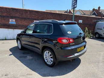 Volkswagen Tiguan 2.0 TDI Match SUV 5dr Diesel DSG 4WD Euro 5 (140 ps)