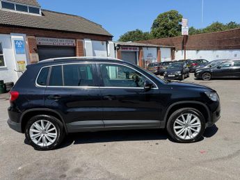 Volkswagen Tiguan 2.0 TDI Match SUV 5dr Diesel DSG 4WD Euro 5 (140 ps)