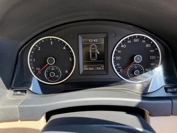 Volkswagen Tiguan 2.0 TDI Match SUV 5dr Diesel DSG 4WD Euro 5 (140 ps)