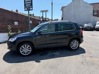 Volkswagen Tiguan 2.0 TDI Match SUV 5dr Diesel DSG 4WD Euro 5 (140 ps)