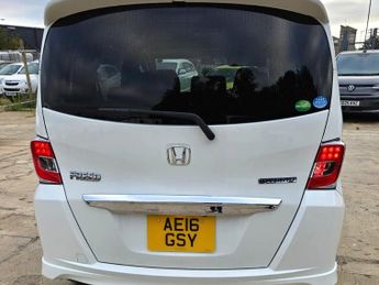 Honda Freed 1.5L HYBRID-AUTOMATIC-7 SEATS FAMILY CAR-ULEZ/CAZ PASS-FREE 18MO
