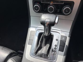 Volkswagen Passat 2.0 TDI Highline Plus Estate 5dr Diesel DSG Euro 5 (140 ps)