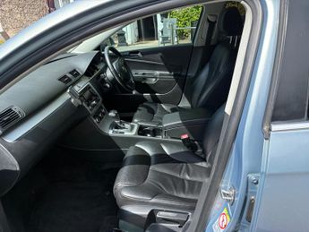 Volkswagen Passat 2.0 TDI Highline Plus Estate 5dr Diesel DSG Euro 5 (140 ps)