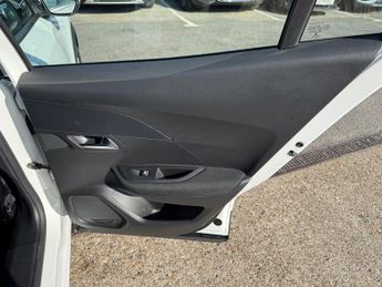 Peugeot 2008 1.2 PureTech Active SUV 5dr Petrol EAT Euro 6 (s/s) (130 ps)