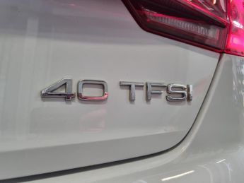 Audi A4 2.0 TFSI 40 S line Saloon 4dr Petrol S Tronic Euro 6 (s/s) (190 