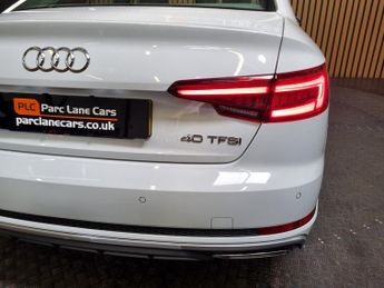 Audi A4 2.0 TFSI 40 S line Saloon 4dr Petrol S Tronic Euro 6 (s/s) (190 
